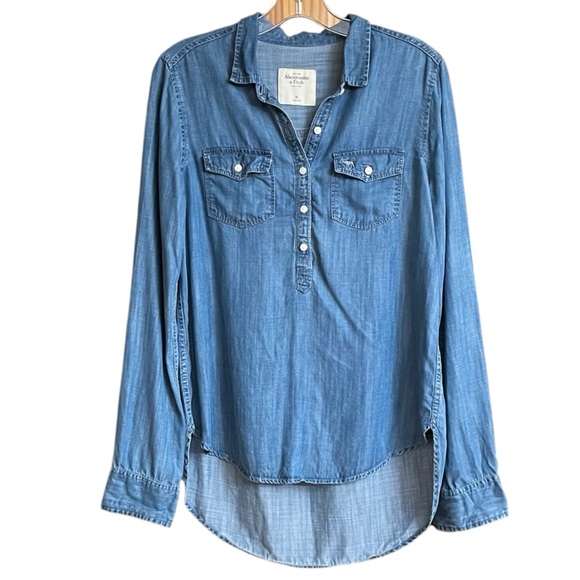 Abercrombie & Fitch Light Blue Shirt Tail 1/2 Button Up Long Sleeve Denim Shirt - Picture 1 of 11
